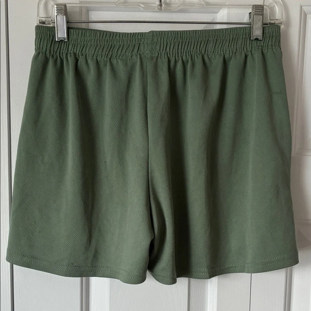 Real Essentials Shorts - Picture 2 of 3